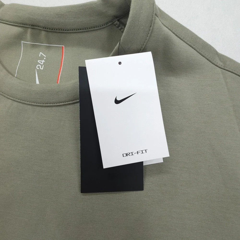 Nike Crewneck Sweatshirt Mens M Light Army/Green 24.7 ImpossiblySoft Dri-Fit NWT